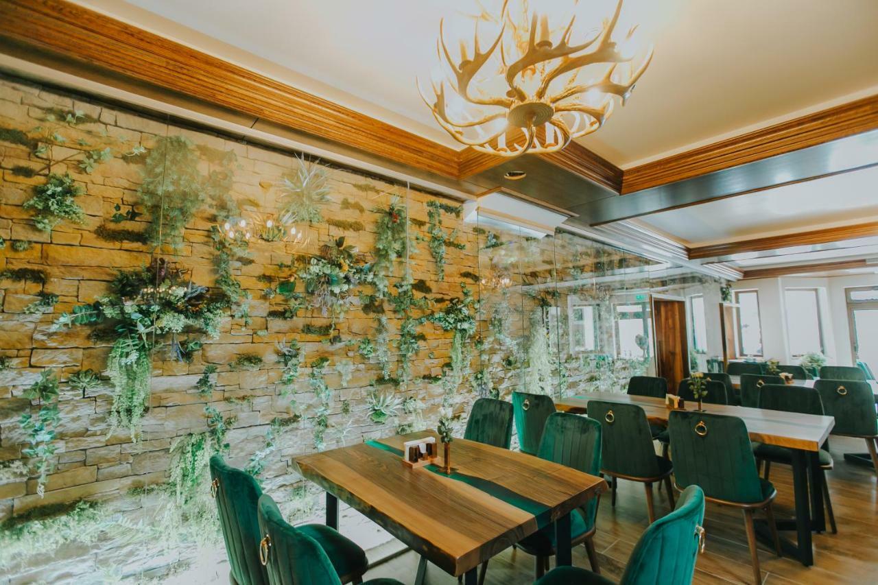 Lostrita - Pastravrie, Hotel & SPA Baia Mare Extérieur photo