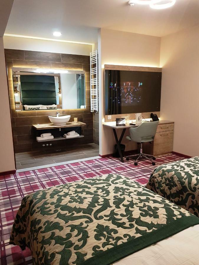 Lostrita - Pastravrie, Hotel & SPA Baia Mare Extérieur photo
