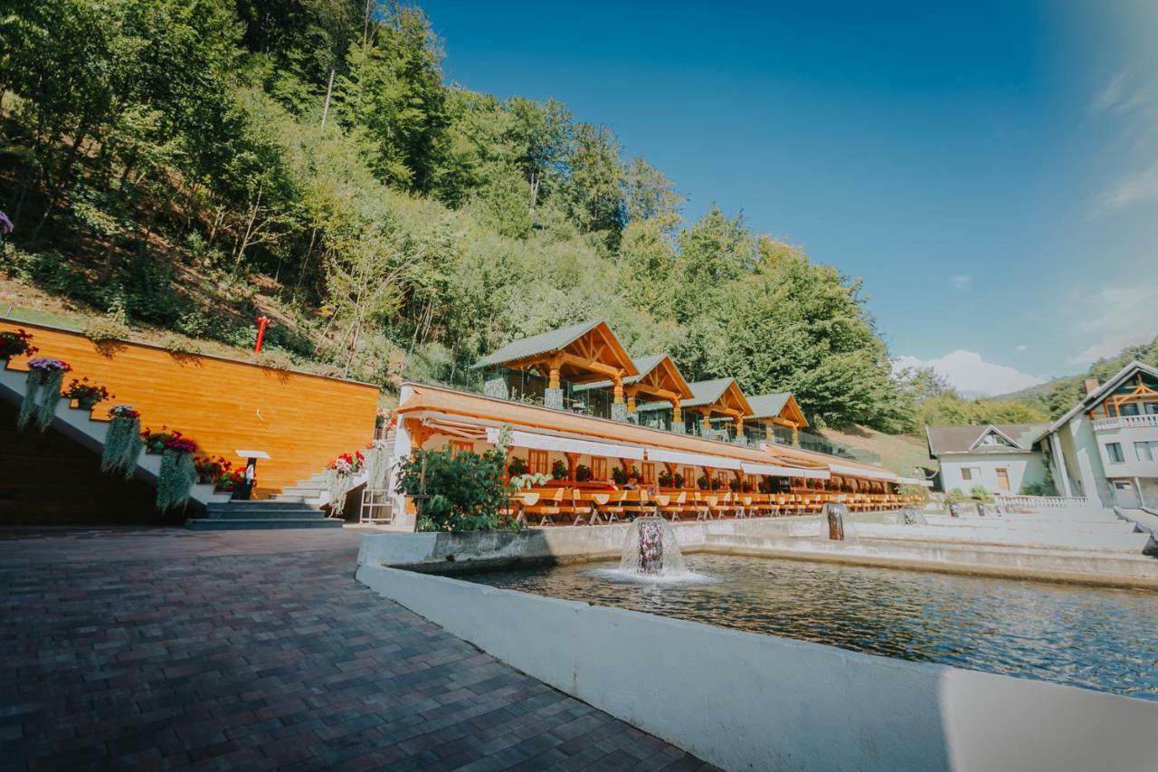 Lostrita - Pastravrie, Hotel & SPA Baia Mare Extérieur photo